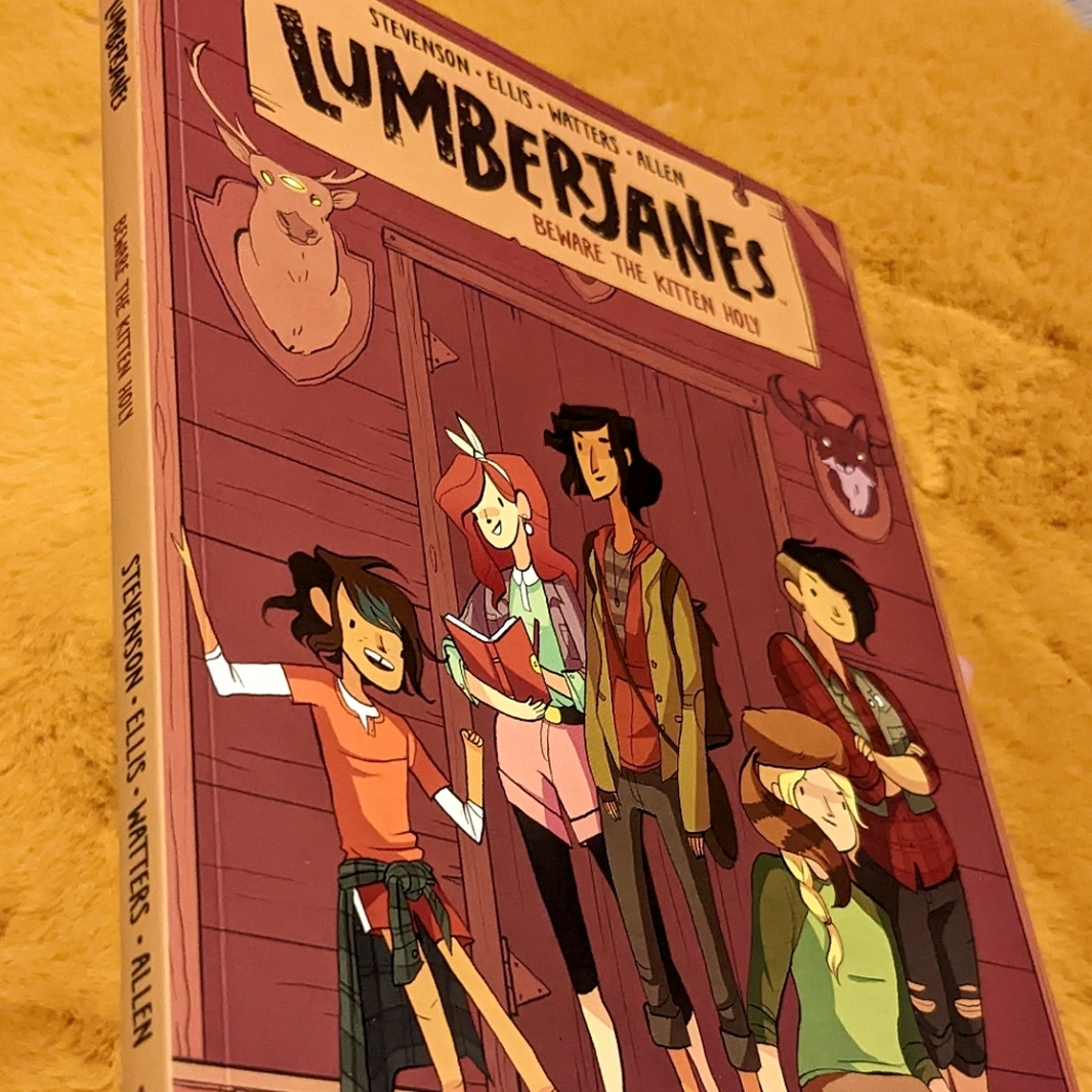📚 3/20 - Graphic Novel - Lumberjanes Volume 1